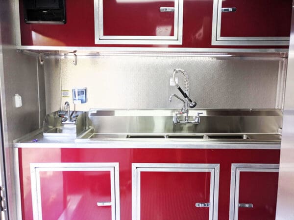 2025 Southern Dimensions 26'- Fully Loaded with Steam Tables & Smoker (SDG-339) - Image 2
