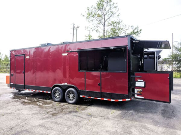 2025 Southern Dimensions 26'- Fully Loaded with Steam Tables & Smoker (SDG-339)